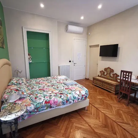 فندق مبيت وإفطار Ad Quintum Torino 4*