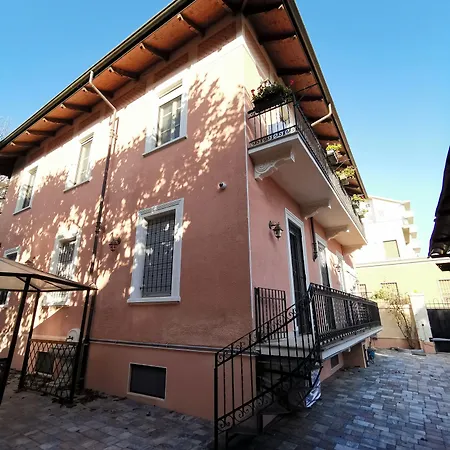 Ad Quintum Torino فندق مبيت وإفطار كولّينيو